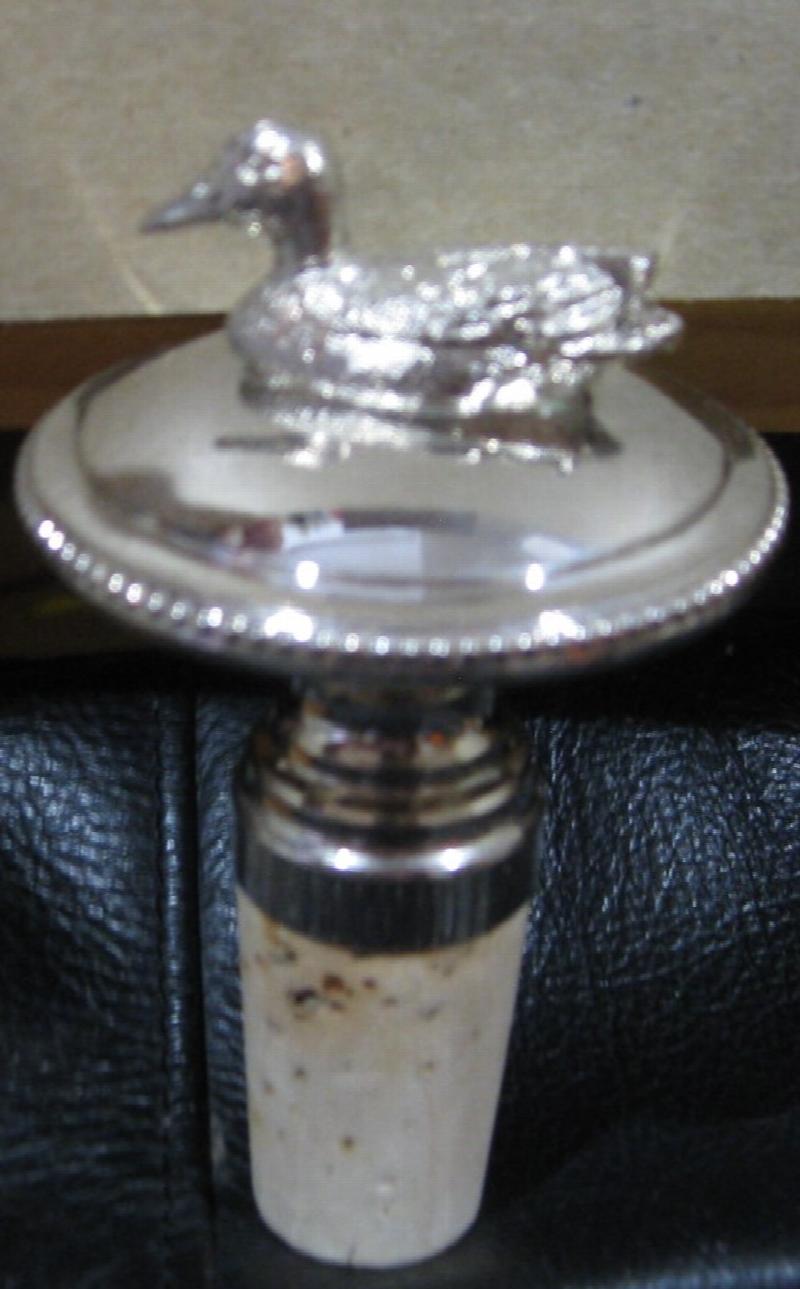 VINTAGE SILVER PLATE MALLARD (DUCK) WINE BOTTLE STOPPER