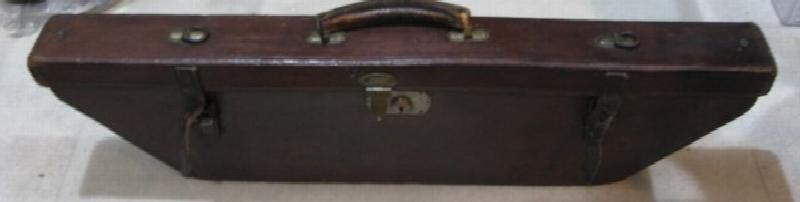 Image for VINTAGE BRITISH RARE SHAPED LEATHER LAYERED SHOTGUN MOTOR CASE -